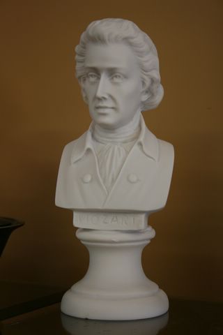 MAJESTIC MOZART BUST SCULPTURE STATUE